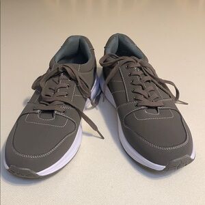 Weatherproof Gray Sneakers with Thick Sole and Padded Collar NWOT